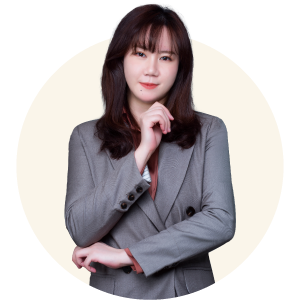 Venina 吳老師，深港資深教育升學規劃師，香港拔萃教育聯合創始人